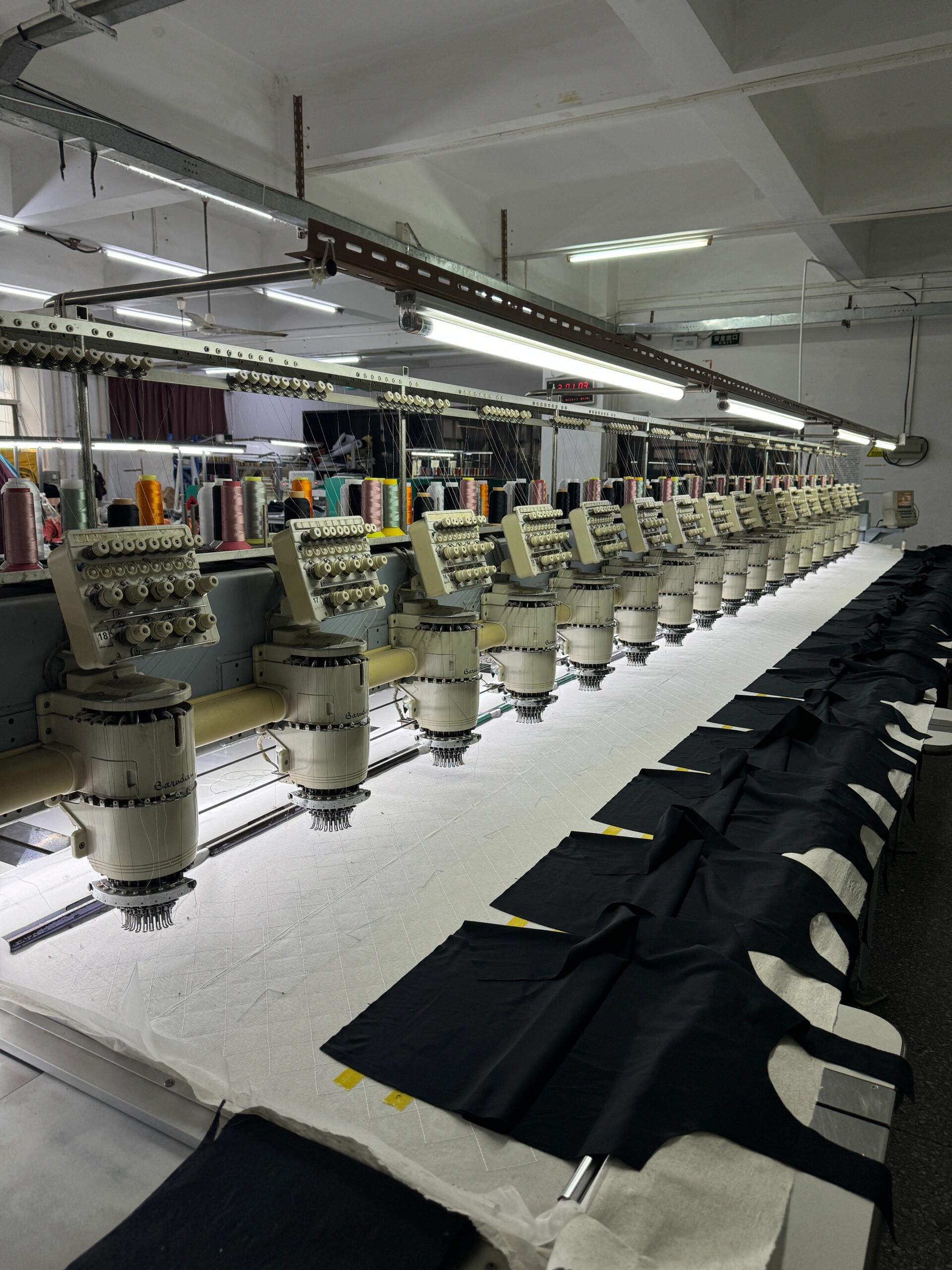 服装加工、特色食品加工也借势而起