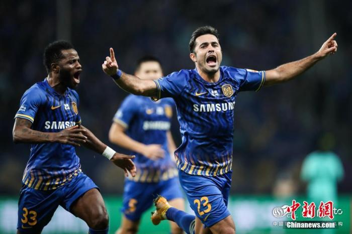 26载沉浮起落，江苏足球首冠背后有谁应被铭记？