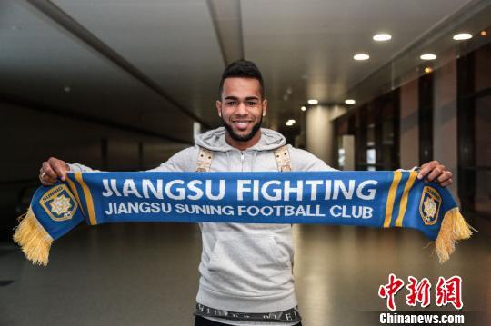 26载沉浮起落，江苏足球首冠背后有谁应被铭记？