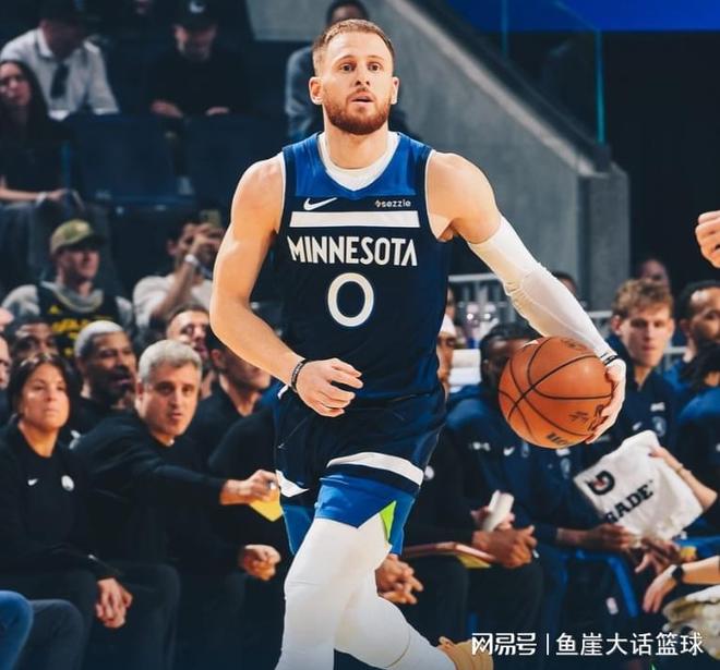 勇士惨败森林狼爱德华兹砍42分勇士伤病潮难阻颓