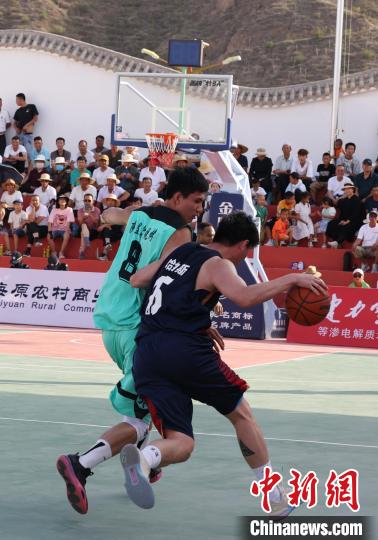 宁夏海原“村BA”篮球赛点燃乡村活力 促进文旅