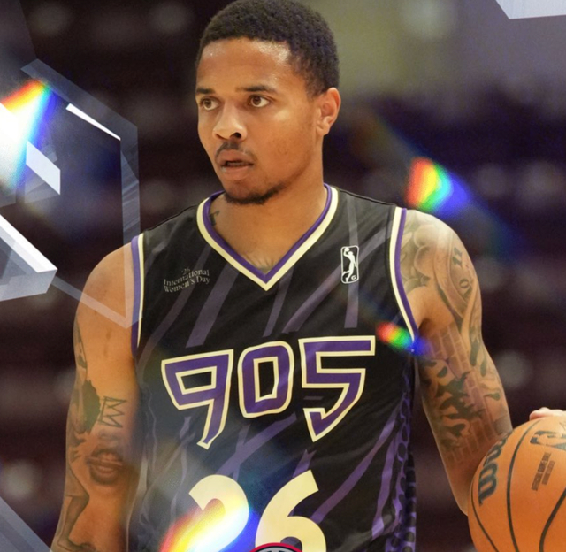 福尔茨重返NBA获10天短合同 发展联盟表现引关注