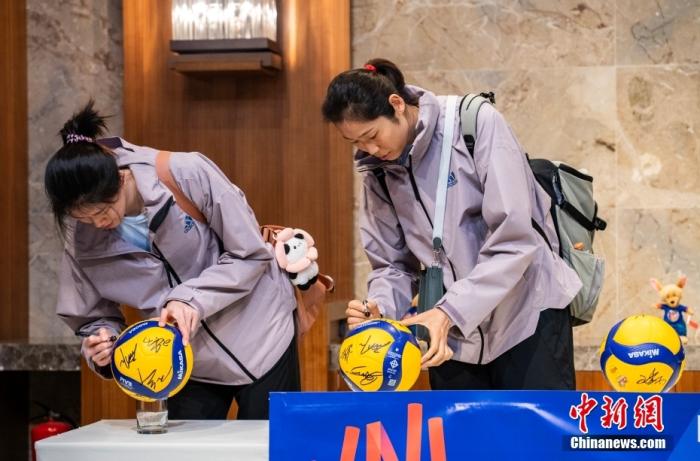 蔡斌确认世联赛香港站朱婷首发以充分发挥其攻