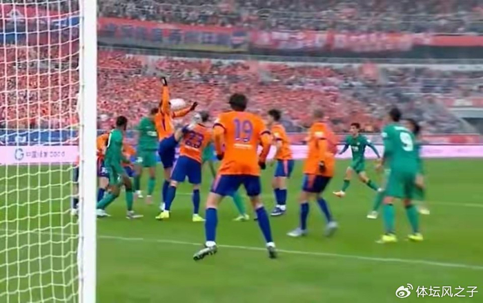 足协认定麦麦提江重大错判引争议