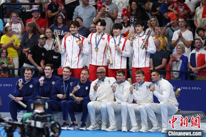 郑钦文夺金潘展乐破纪录 中国运动员用实力诠释