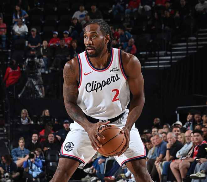 伦纳德34分创历史纪录 快船力克独行侠稳居西部