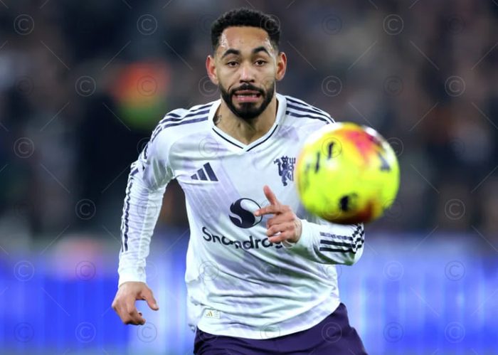 阿森纳争夺阿尔瓦雷斯引热议 转会难题待解