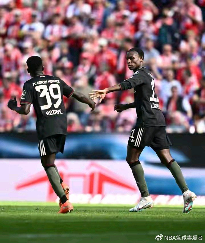 拜仁上演惊天逆转：替补席成关键转折点